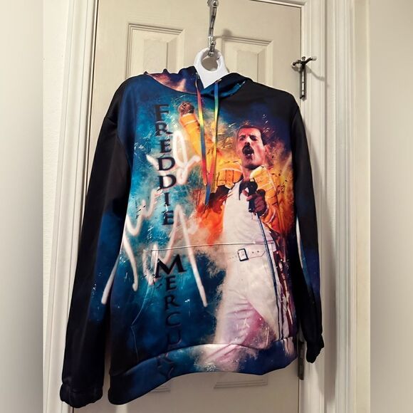 Freddy Mercury size large - light weight hoodie - never worn - Picture 1 of 5
